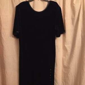 Studio C Black Velvet‎ Midi Dress